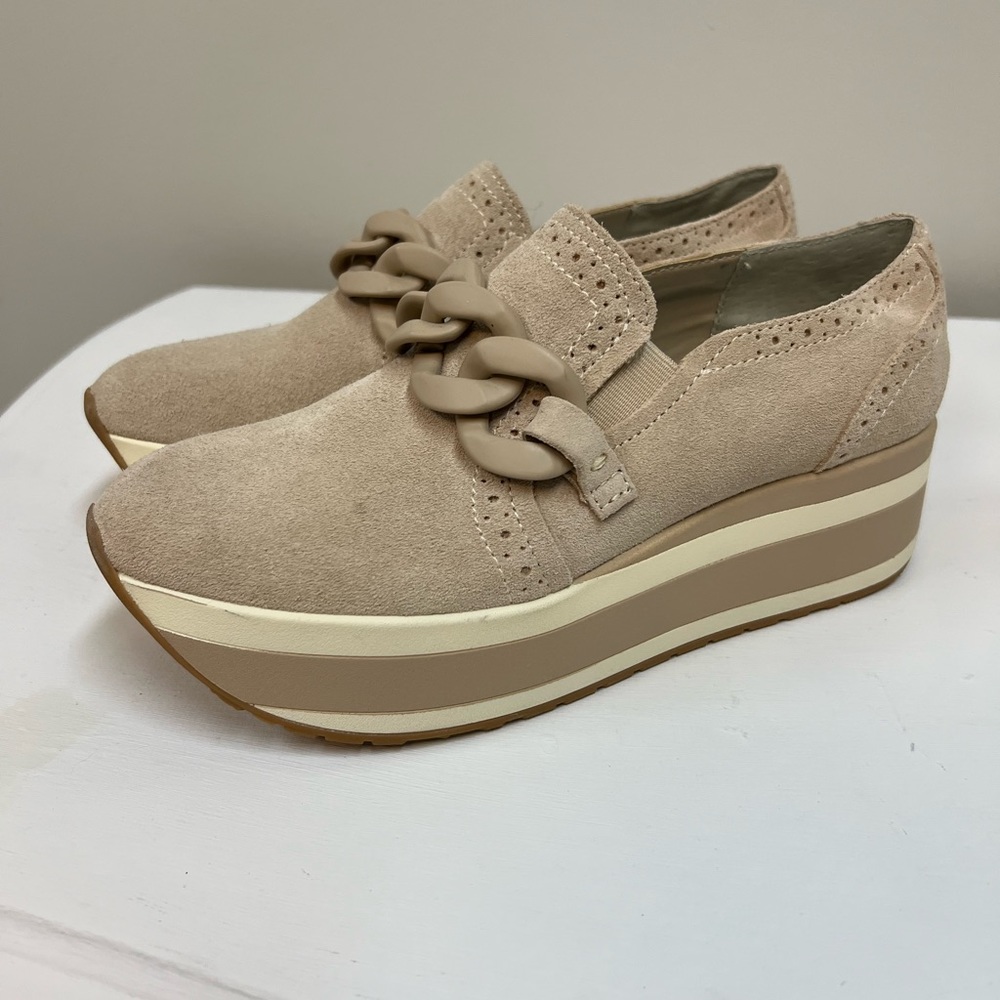 Dolce Vita ‘Jhenee’ platform sneaker! Size 7